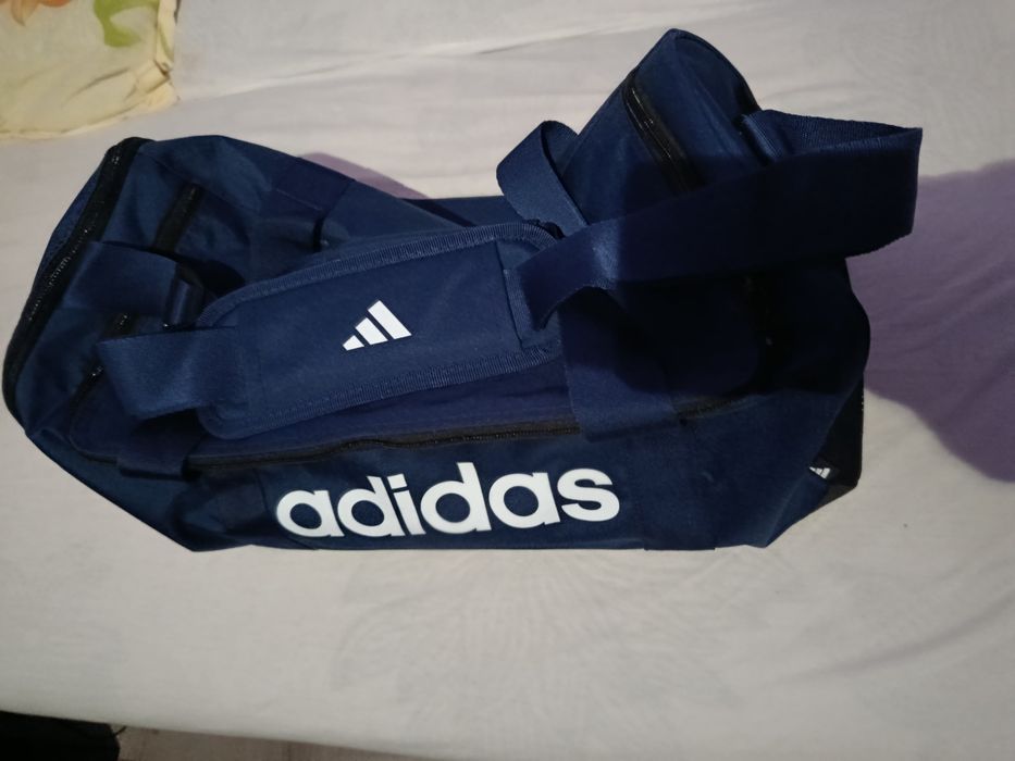 Geantă sport Adidas