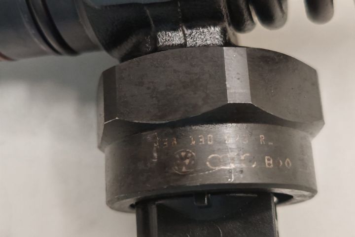 Injector 038130073R D Volkswagen VW Sharan  seria