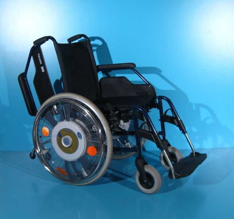 Carucior electric pliabil cu impuls in roti Meyra / Alber E-Motion