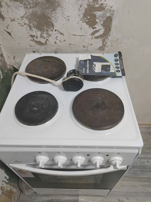Продам злектроплиту