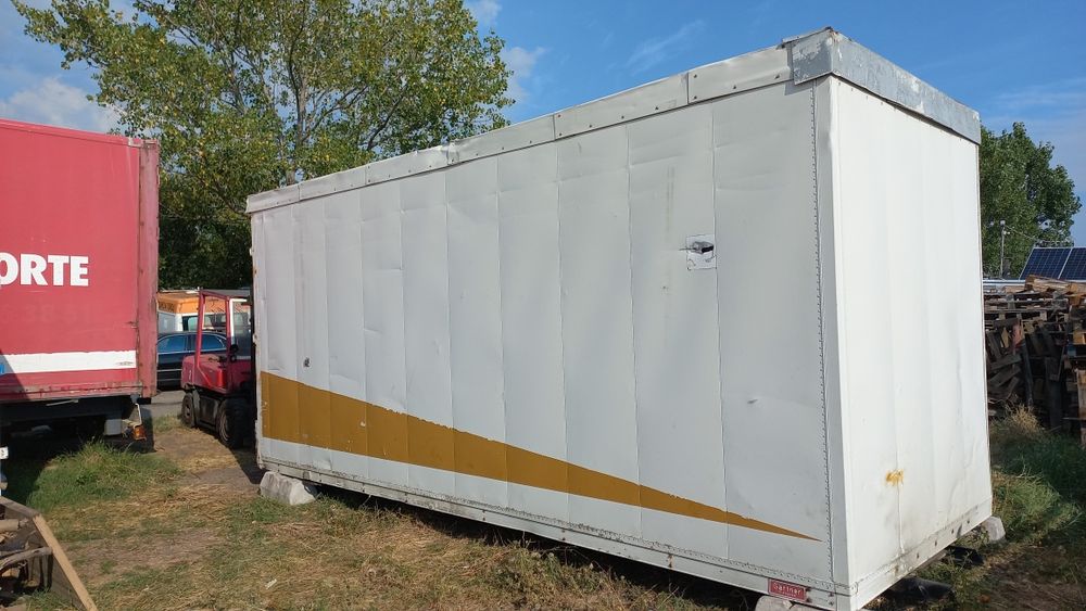 Алуминиев фургон за склад с размери 6.50 на 2.50 на 3.00 висок