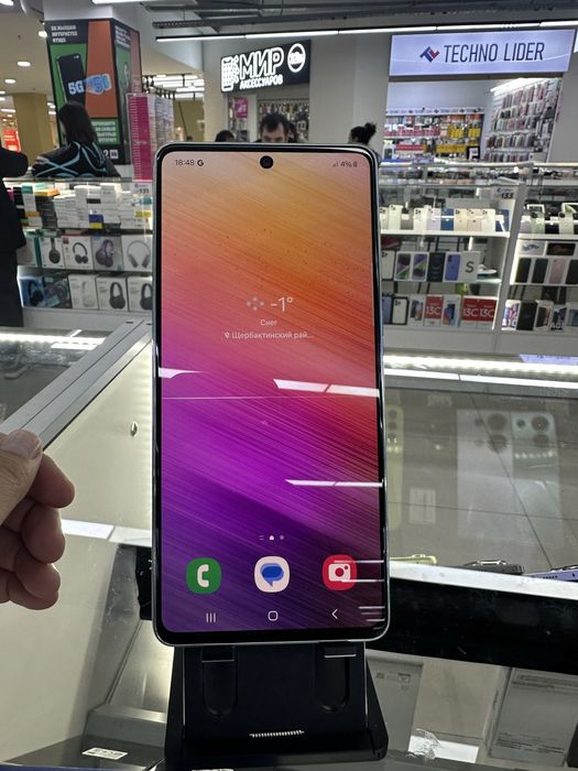 Samsung A73 5G.  128