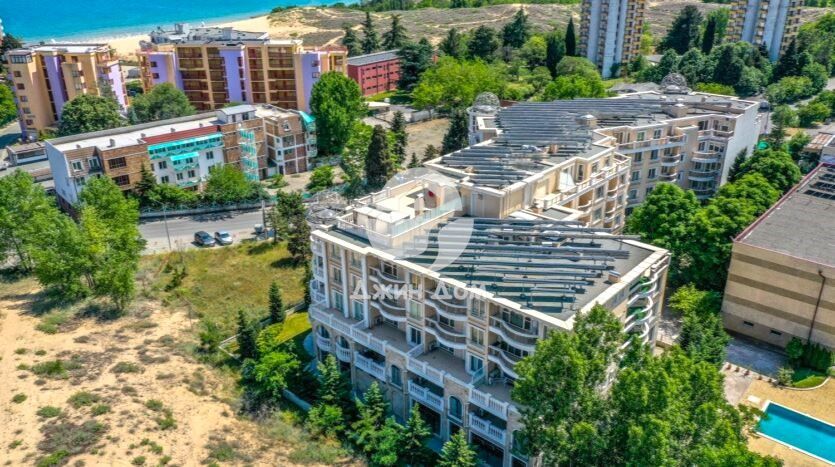 Продава се Тристаен апартамент в Несебър - 73 кв.м за 1507 €/кв.м - Снимка #9