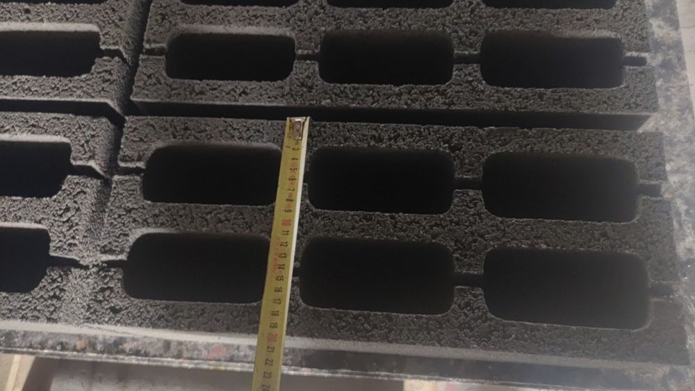 Bolțari  de 50x20x20 cm pentru garduri