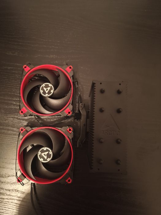 Cooler Arctic Freezer 34 eSports DUO