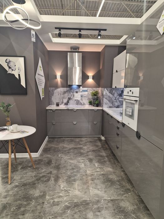 Ремонт под ключь квартир.