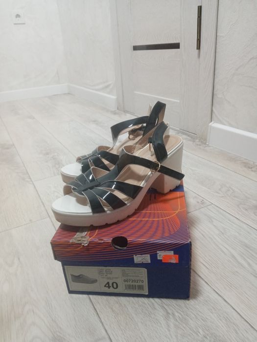 Обувь женская летняя