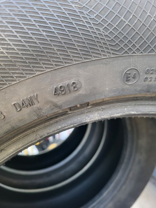 245 60 18 Continental 4бр зимни дот 18