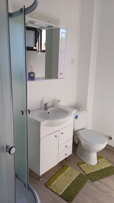 Vand casa cabana cu plata in rate