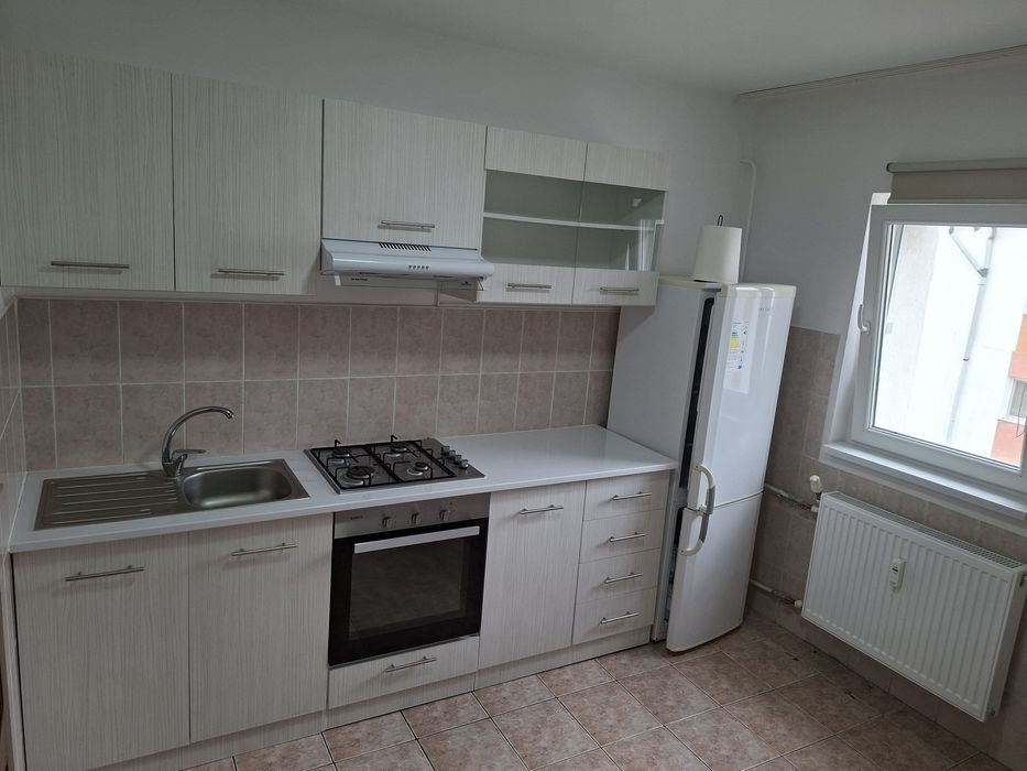 Vand apartament 2 camere