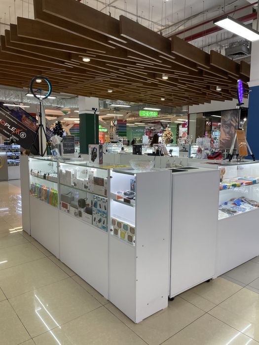 Продам торговый островок.