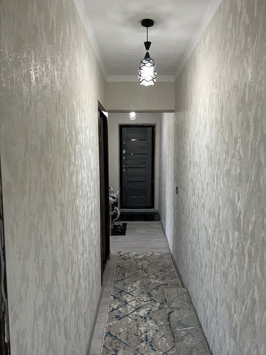 Продаётся 2х комнатная квартира (3мкрй) ориентир солнышка базар