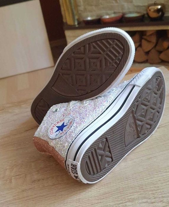 Converse ghete originale,unicate ,fete marimea 29