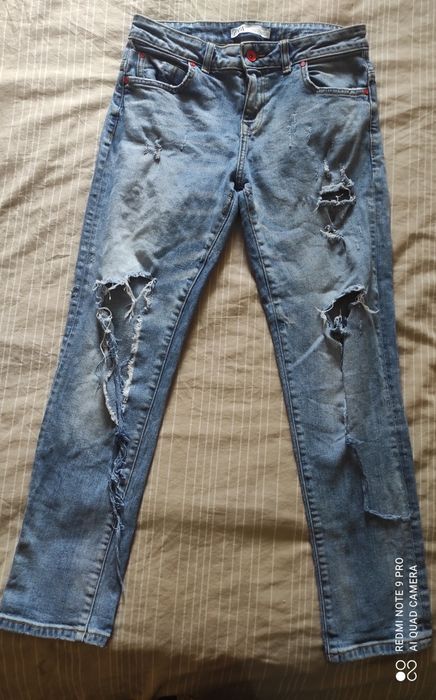 Продавам дънки Зара