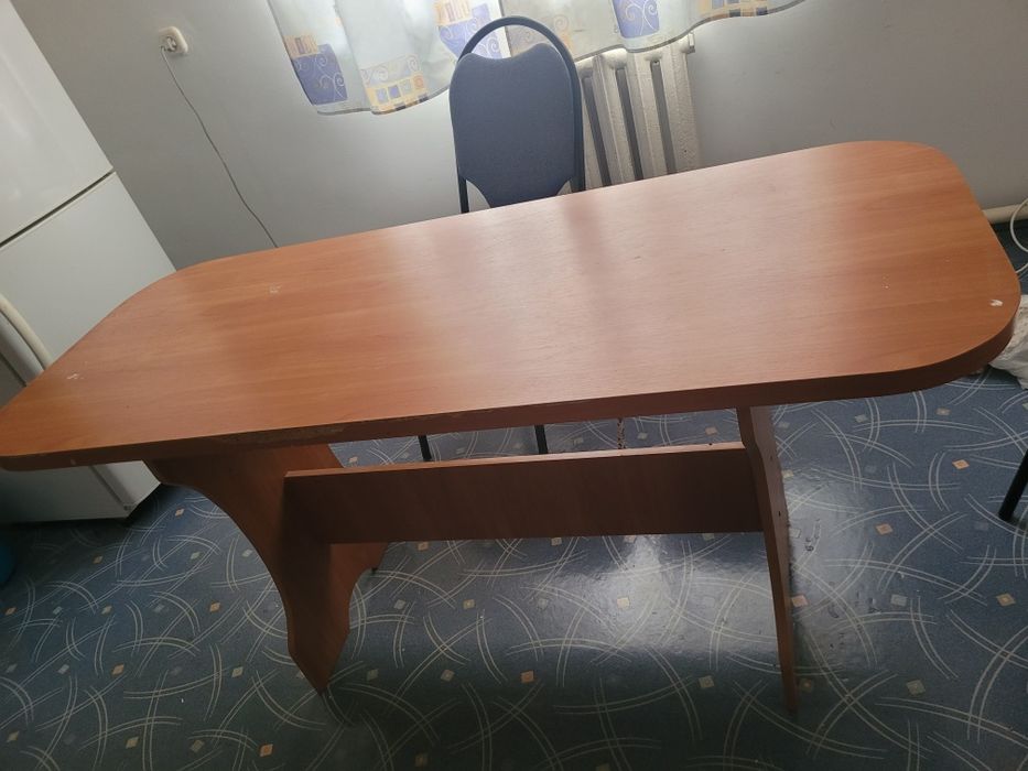 Стол стулья сатылады