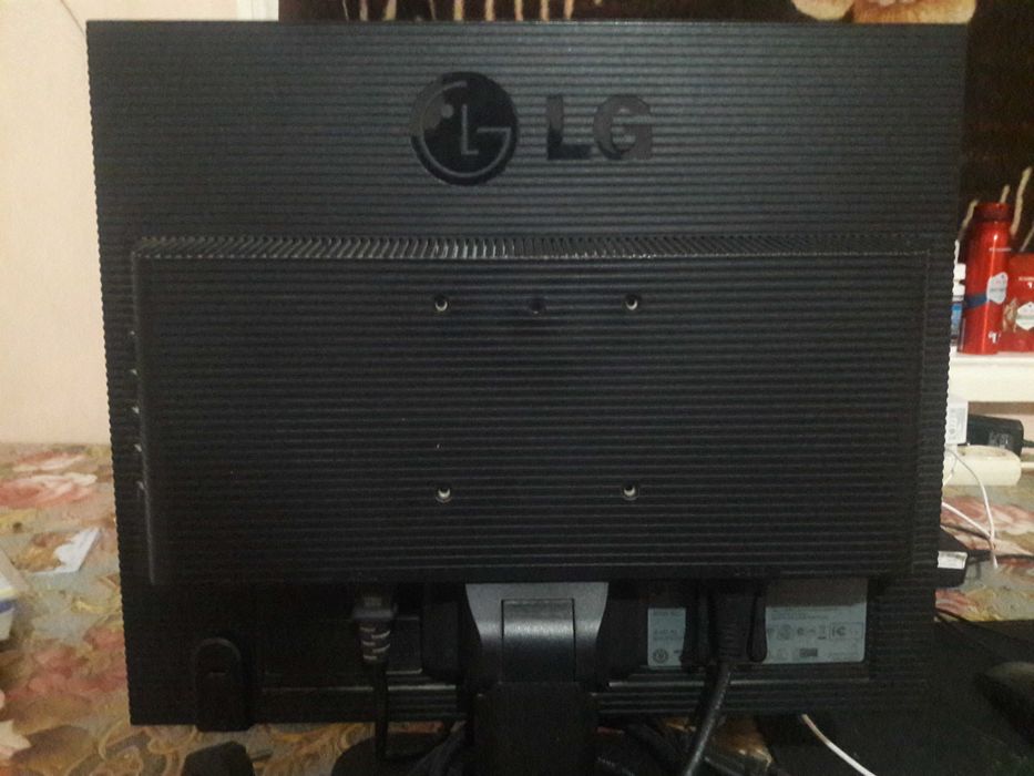 LG Monitor sotiladi kelishamiza.