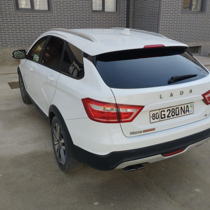 Lada Vesta sw cross