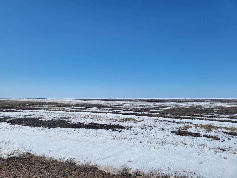 Продам участок вдоль дороги