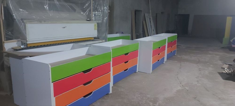 Детский кровать. Хар-хил кроватлар бор, богча учун.