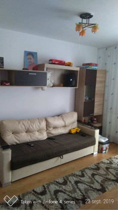 Inchiriez ap.2 camere Floresti