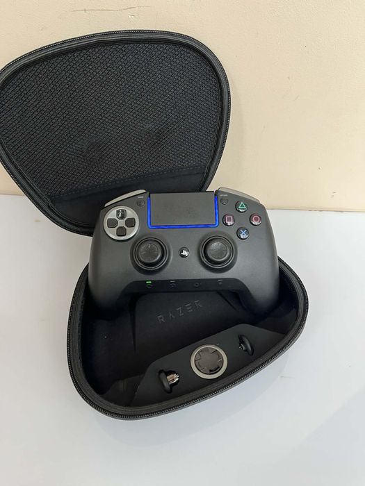 Razer Raiju ultimate джойстик