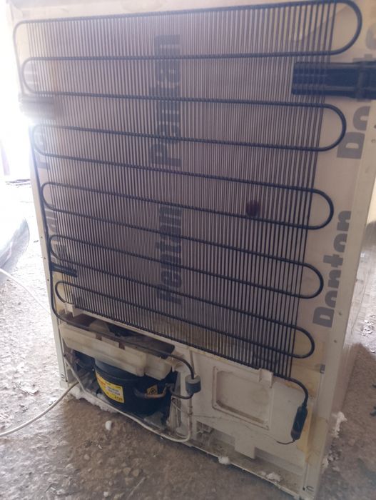 Хладилник Bosch ( неработещ)