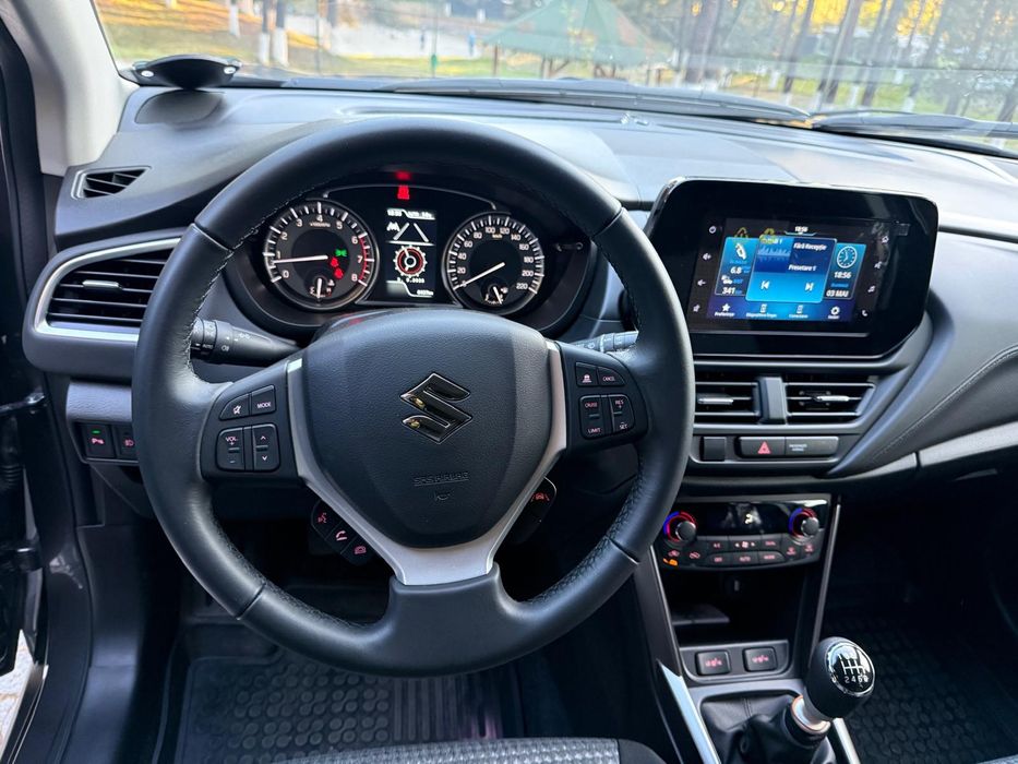 Suzuki S-Cross Hybrid 2024