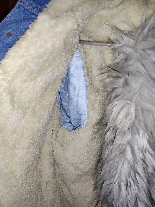 Продам джинсовку с мехом