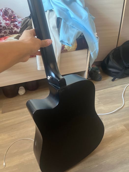 Гитара Акустика продам