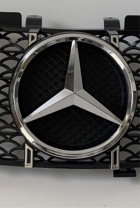 Решетка GT за Mercedes W164 FACELIFT 09-12 Комплект с емблемата