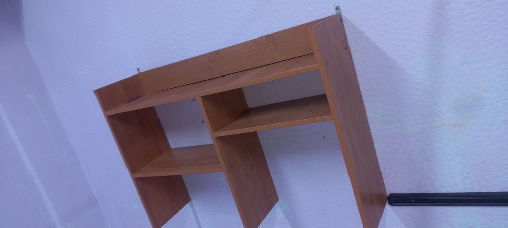 Полки настенные универсальные