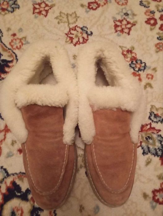 Қыстық жып-жылы аяқкиім