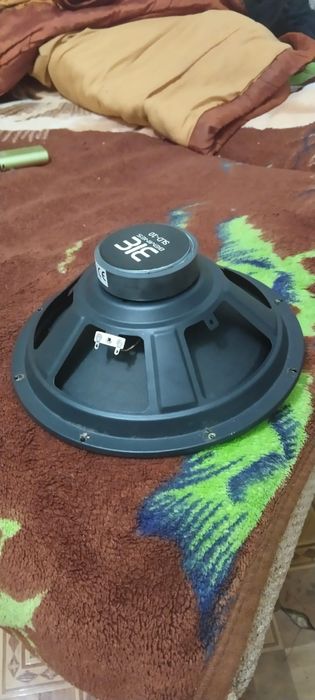 Продам сабвуфер.