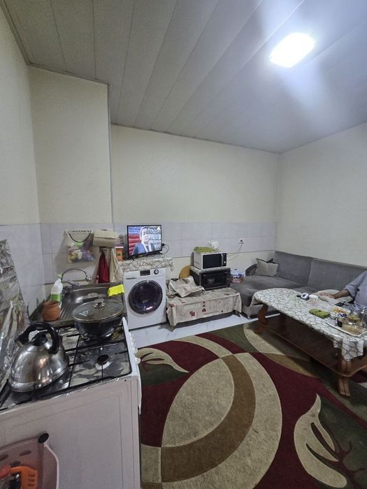 Вакзал Парсезда 2 этажли ховли зўдлик билан Сотилади