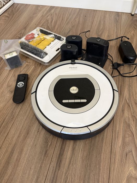 Продам  робот пылесос   IROBOT ROMBA
