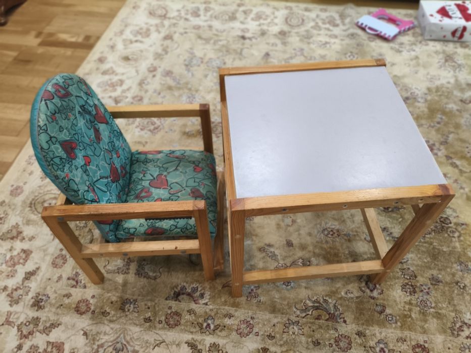 Продам детский стул