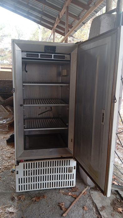 Холадиник сотилади