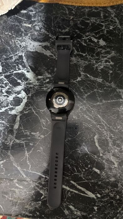 Продаю Galaxy Watch6