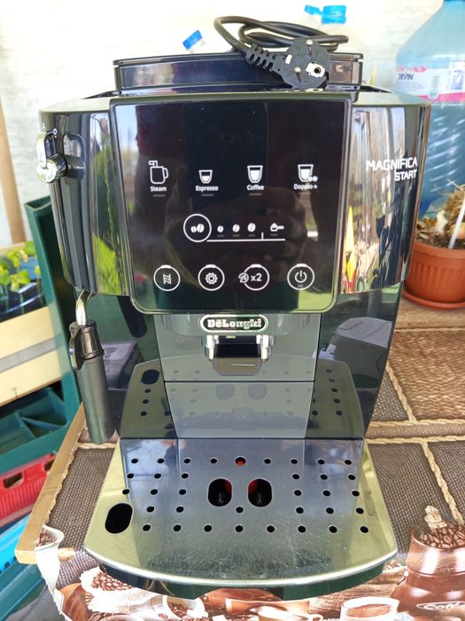 Кафе автомат Delonghi