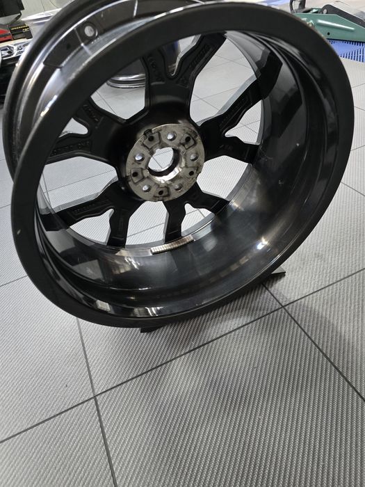 ОРИГИНАЛНА BMW 19” Джанта – OEM 8092163