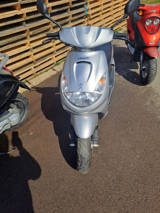 Скутерите са с документи