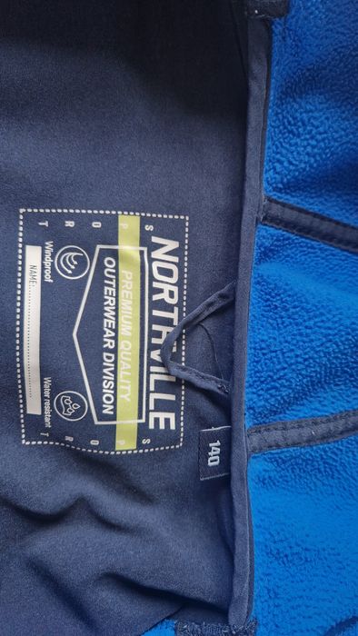 Geaca soft shell primăvara /toamna pentru copii masura 140, C&A+cadou