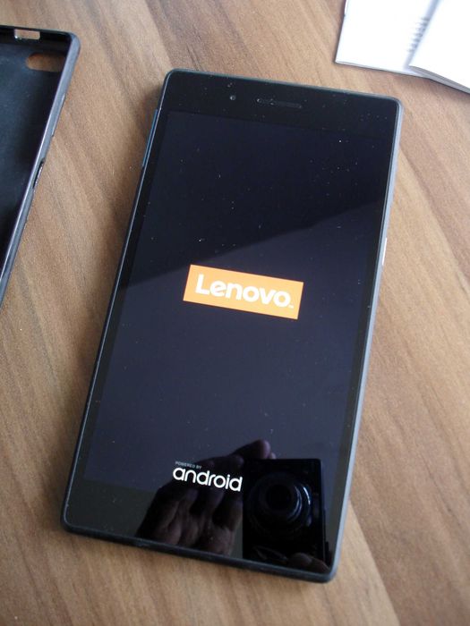 Таблет Lenovo Tab 7 Essential
