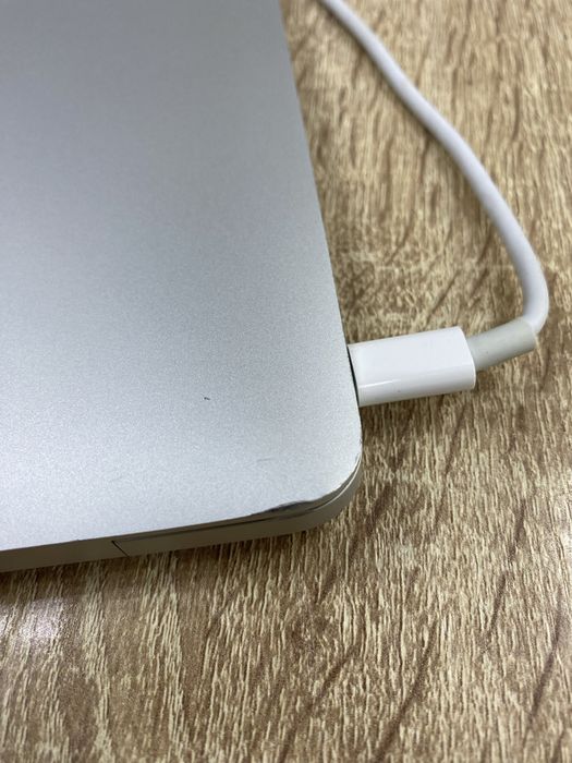 MacBook Air M1 2020 (Ос14Б)