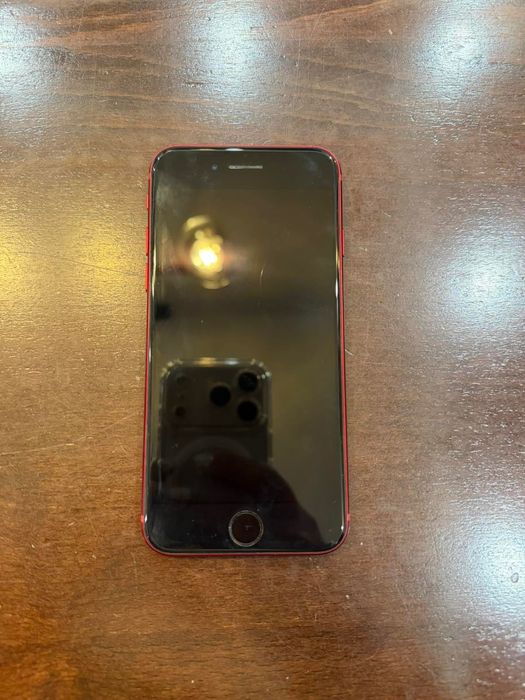 Телефон iphone se