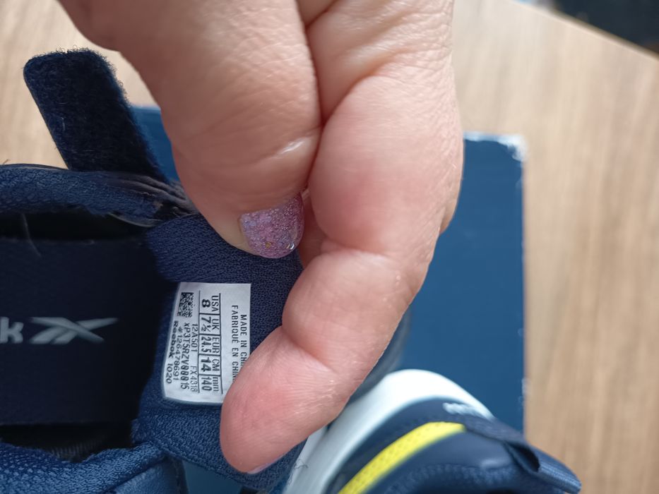 Adidasi noi copiii Reebok