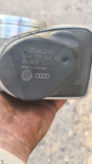 Дроссельная заслонка