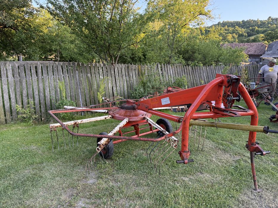Grebla de adunat fan deutz fahr 2,5 m