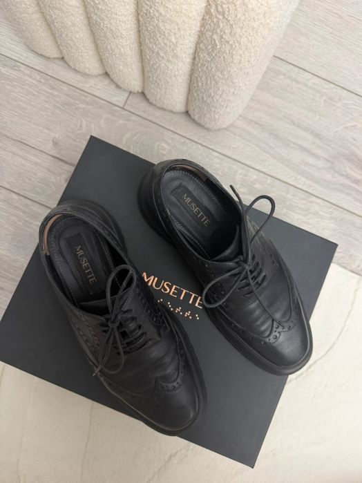 Pantofi piele Musette