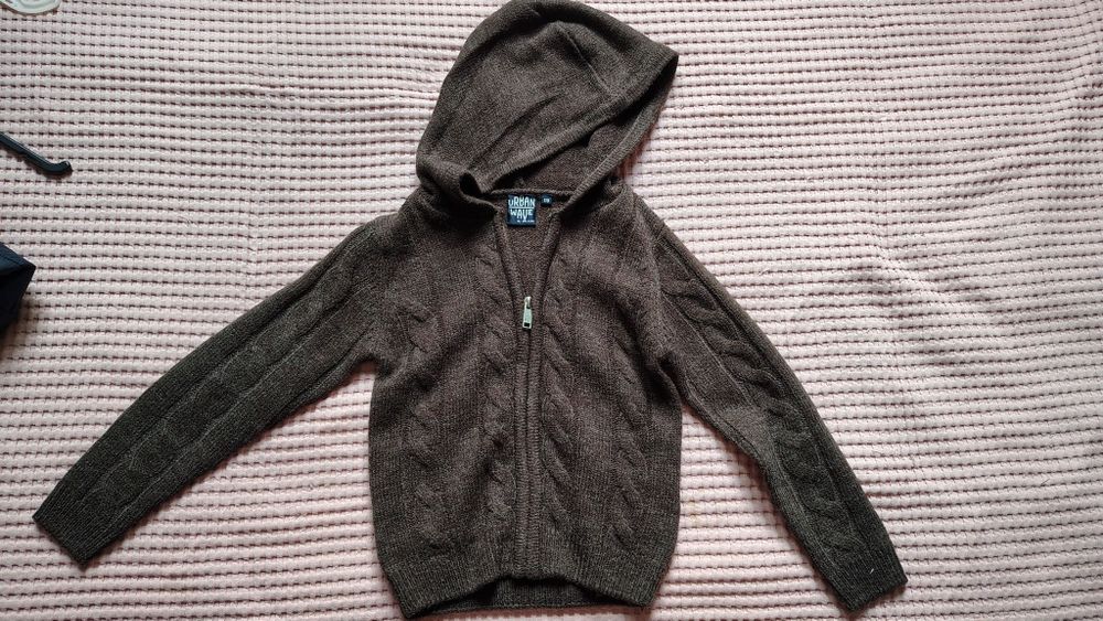 vand hanorac masura 110 varsta 5 ani